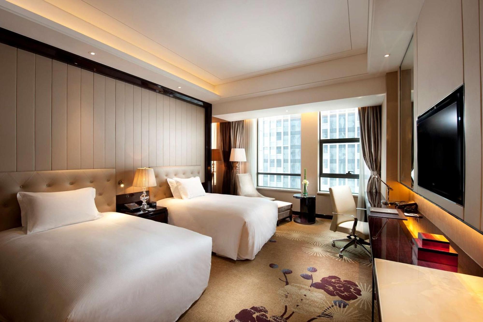 Отель Hilton Nanjing Нанкин Экстерьер фото