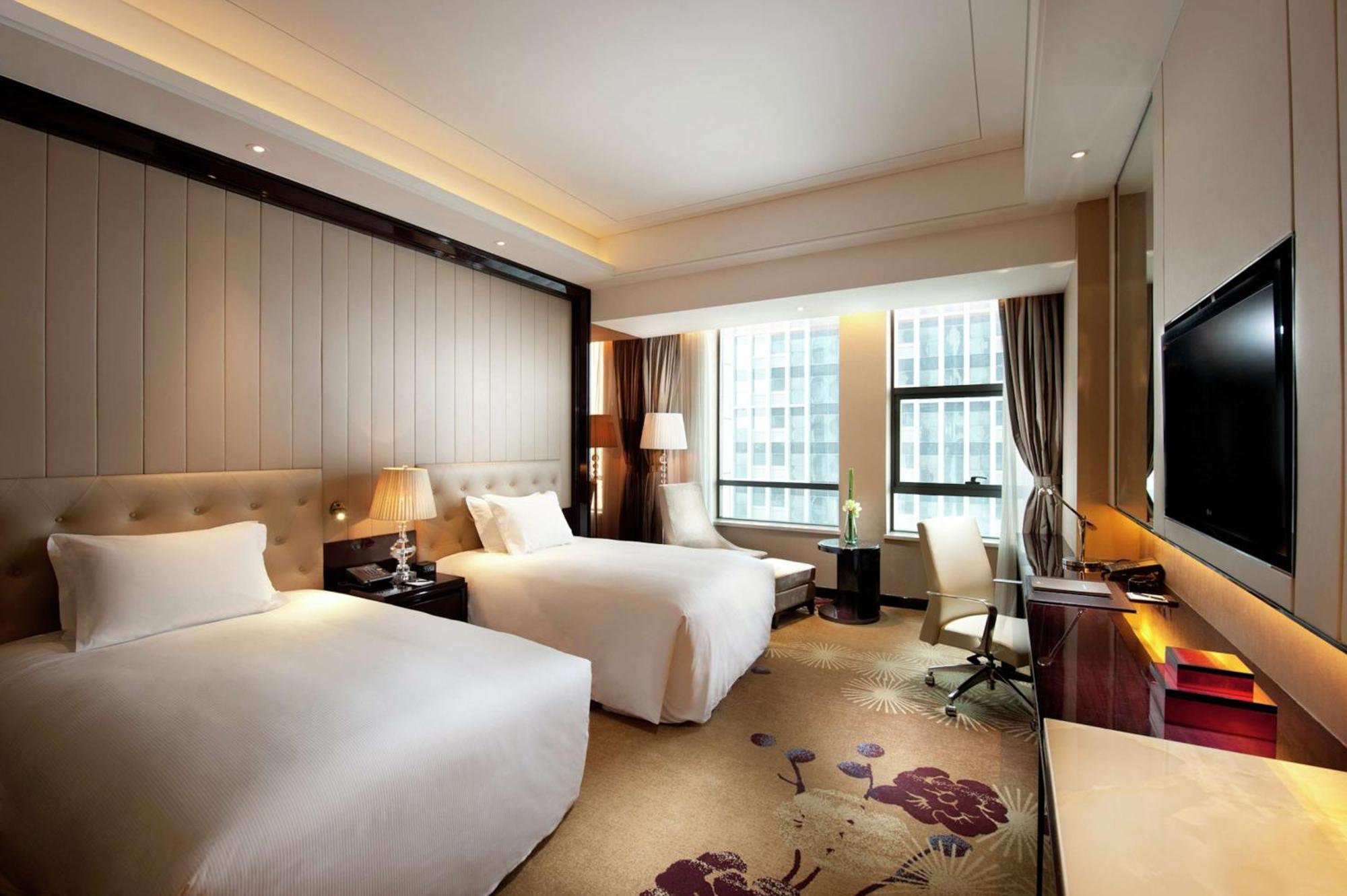 Отель Hilton Nanjing Нанкин Экстерьер фото