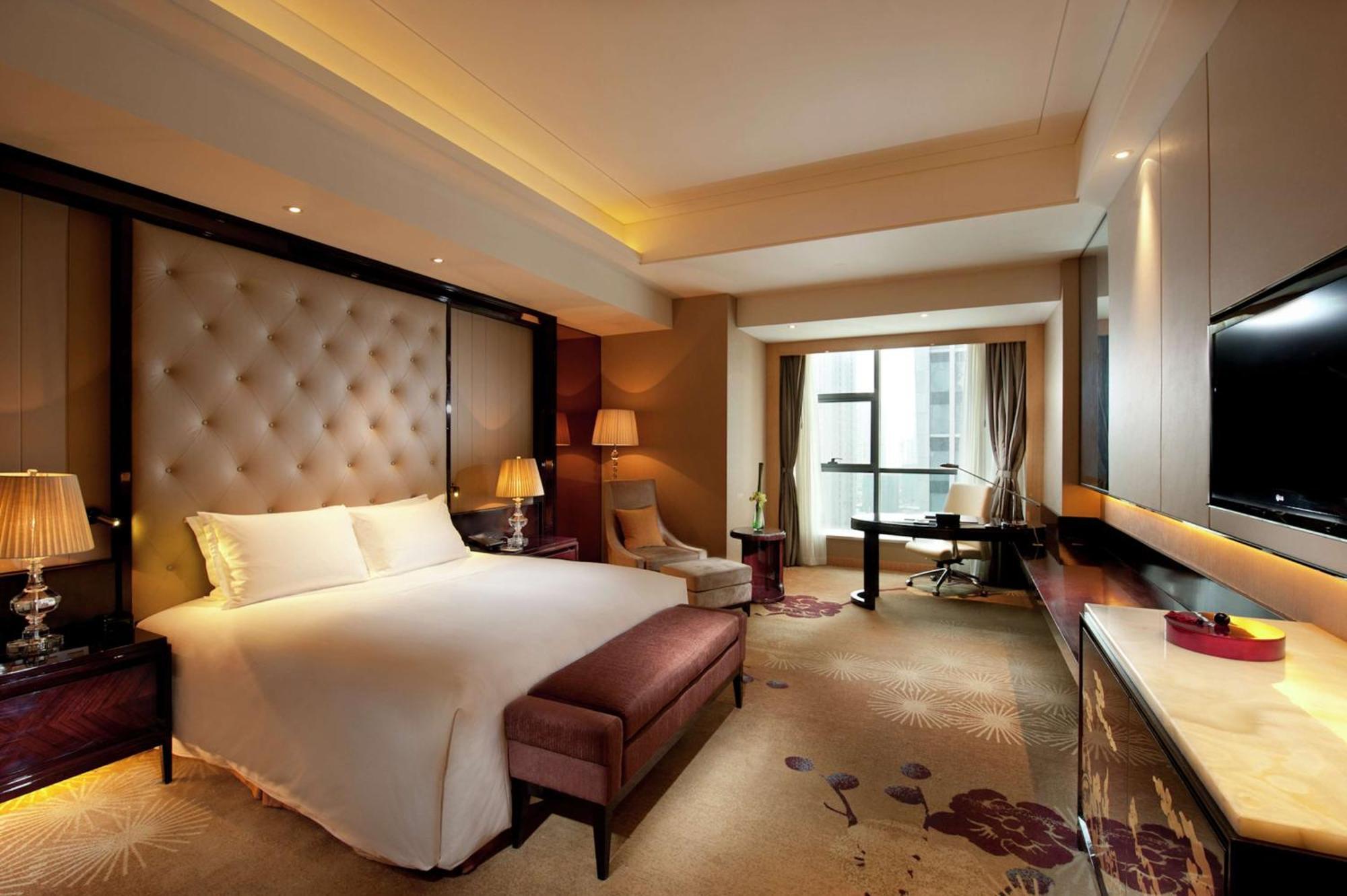 Отель Hilton Nanjing Нанкин Экстерьер фото